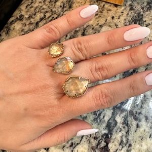 Kendra Scott 3 stone ring